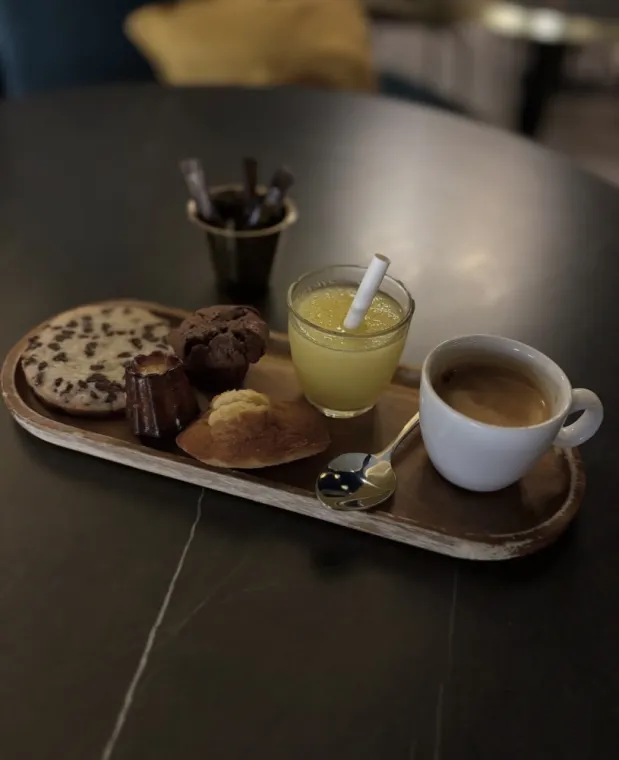 Pour finir le repas sur une note sucrée, Dardilly, Double 7 Dardilly