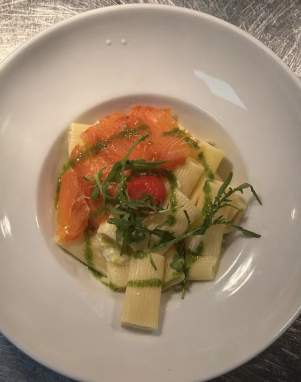 Des pâtes fondantes, du saumon fumé par nos soins, Dardilly, Double 7 Dardilly